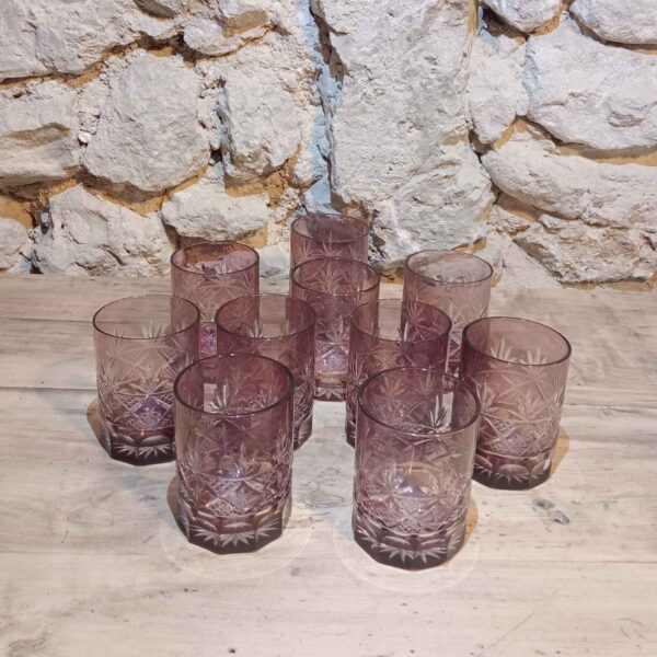 10 verres taillés