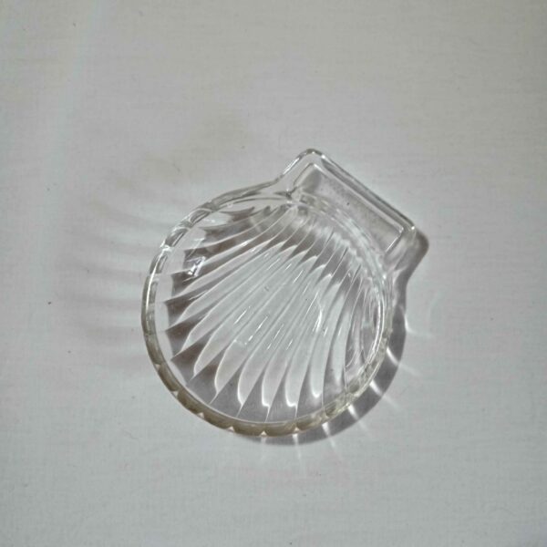 Coquillage en verre décoratif