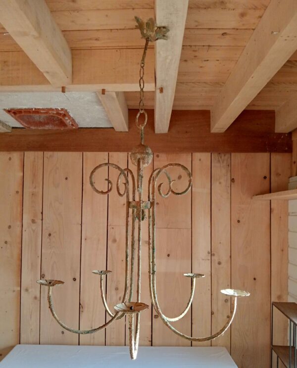 Lustre en métal vieilli – Image 2