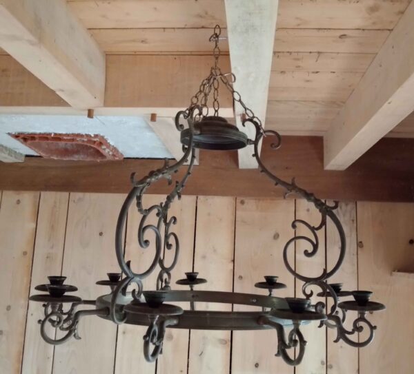 Lustre en métal – Image 2