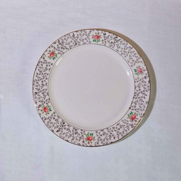 Assiettes creuses en porcelaine fleurie