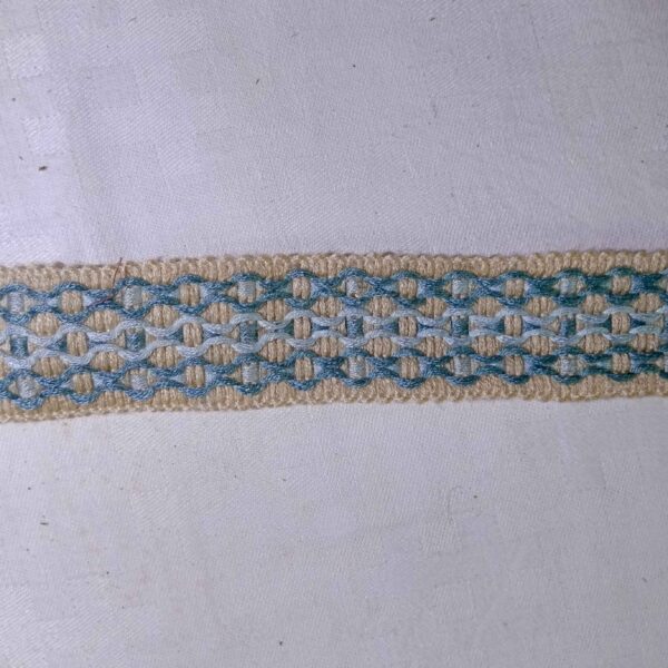 Passementrie bleue et beige