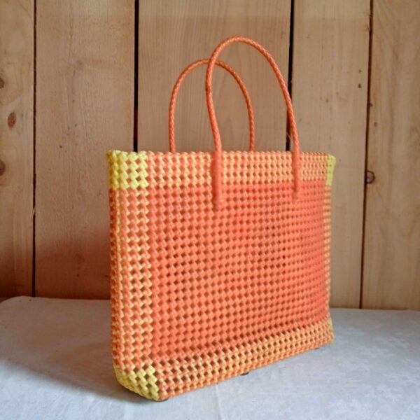 Sac à main en plastique orange