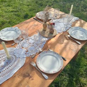 Assiettes plates en porcelaine fleurie