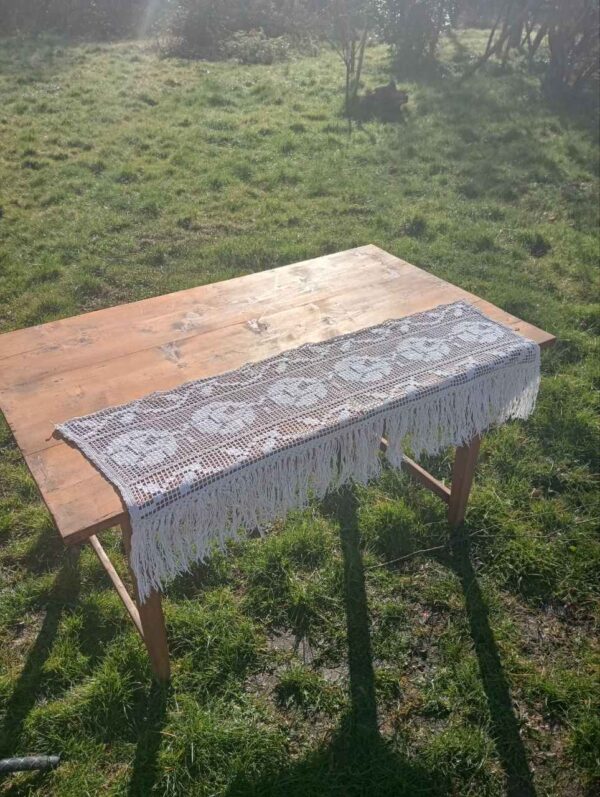 Bord de table en napperon