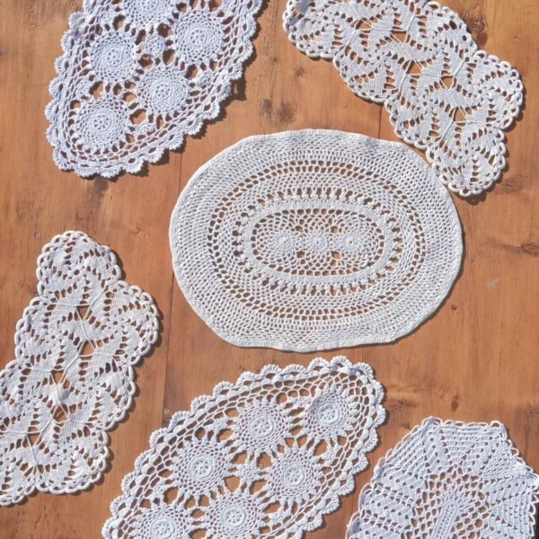 Napperons ovales