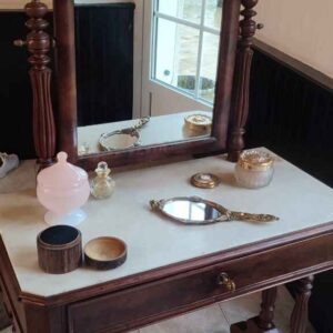 Meuble coiffeuse
