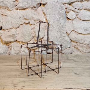 Porte bouteille métallique