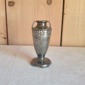 Vase en métal argenté