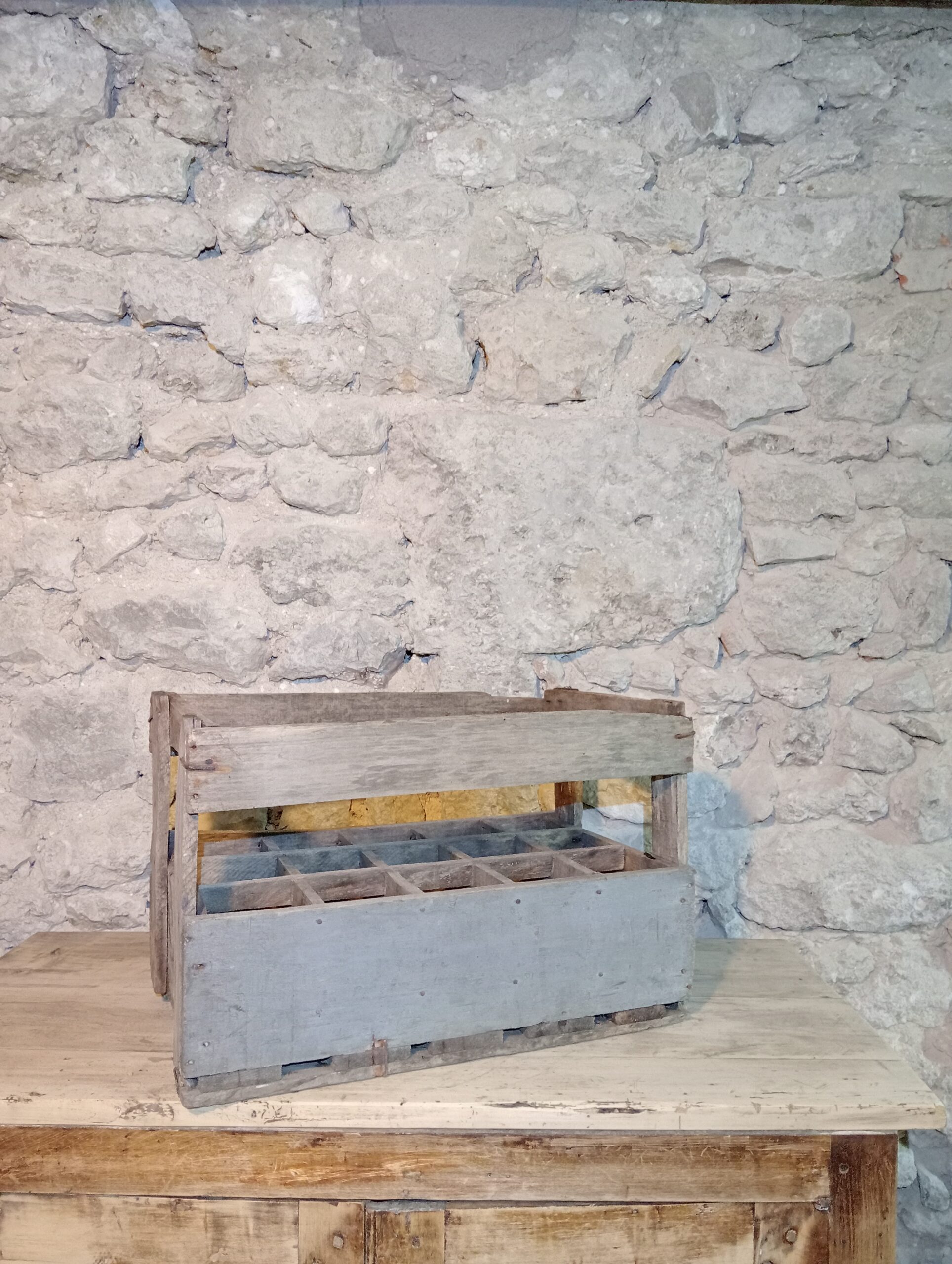 Vase en verre taillé >15 cm dépareillés L103