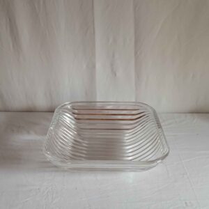 Plat en verre ou cristal