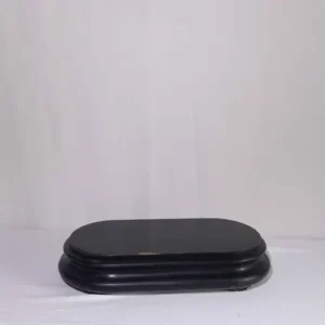 Support en bois noirci