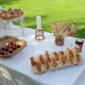 Planches support en bois clair