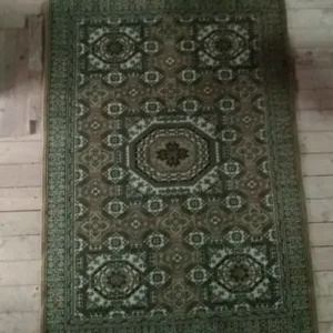 Grand tapis tons vert