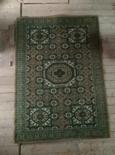 Grand tapis tons vert