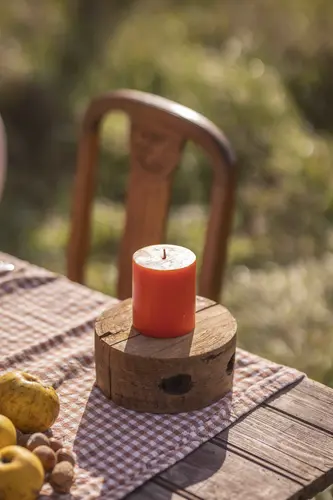 Bougeoirs en bois