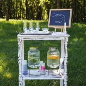 Sellette en bois blanc