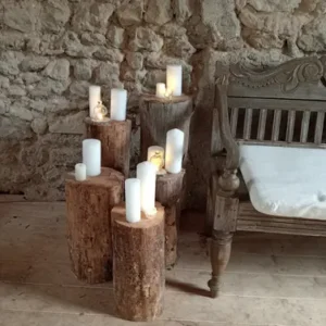 Rondins en bois haut